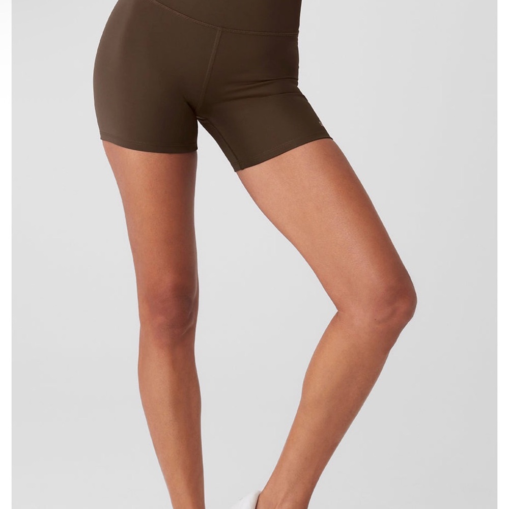 Alo Airlift Energy Shorts 5’ Expressions